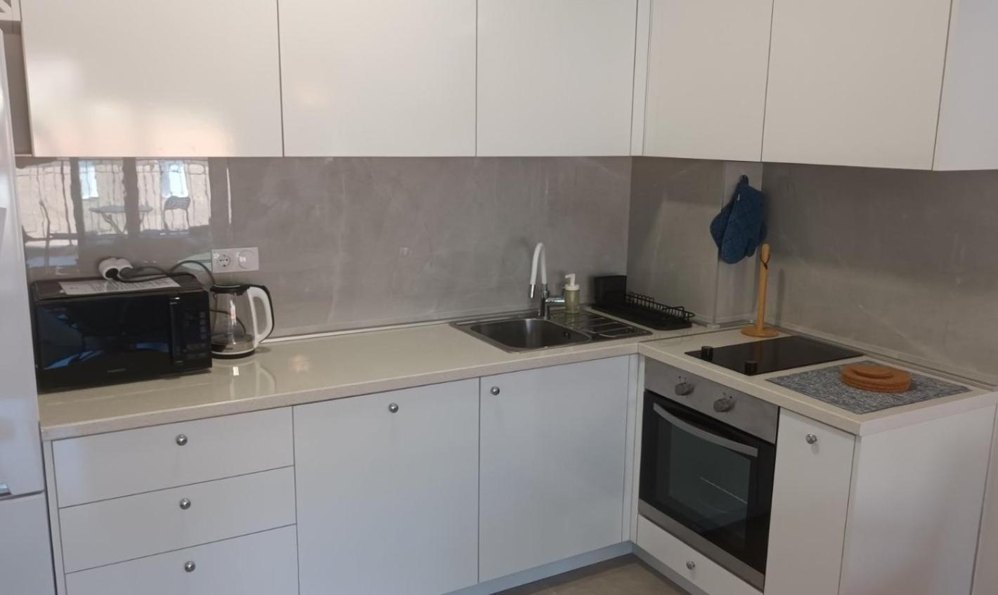 Apartman Mango & Mia Apartment Требине Екстериор снимка